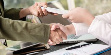 ΤτΕ: Στα 79,6 δισ. ευρώ τα κόκκινα δάνεια των Servicers
