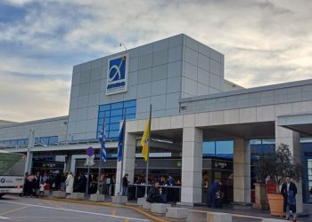 Τα ελληνικά νησιά και οι εγχώριοι προορισμοί στις πρώτες επιλογές