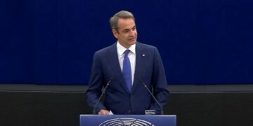 Μητσοτάκης στον ΣΕΒ: Ανάπτυξη και επενδύσεις